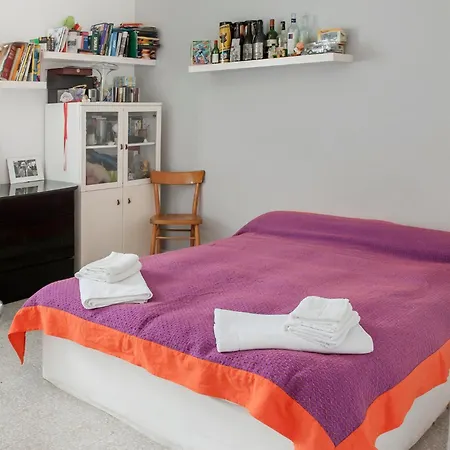 Casasantirocco Intero 公寓 *